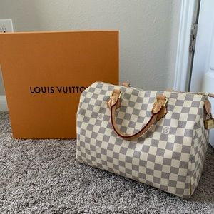 Louis Vuitton Speedy 30